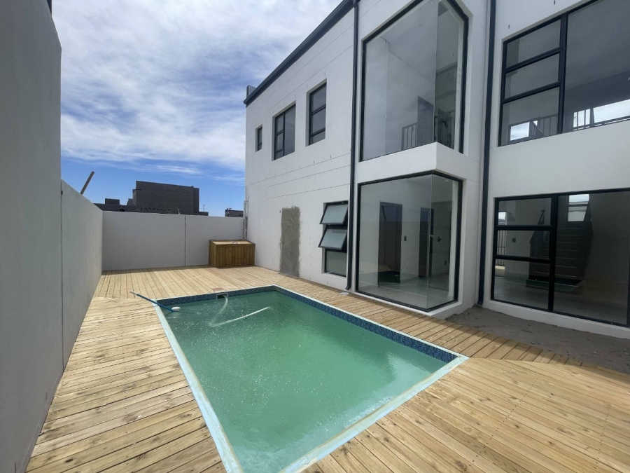 4 Bedroom Property for Sale in Sandown Western Cape